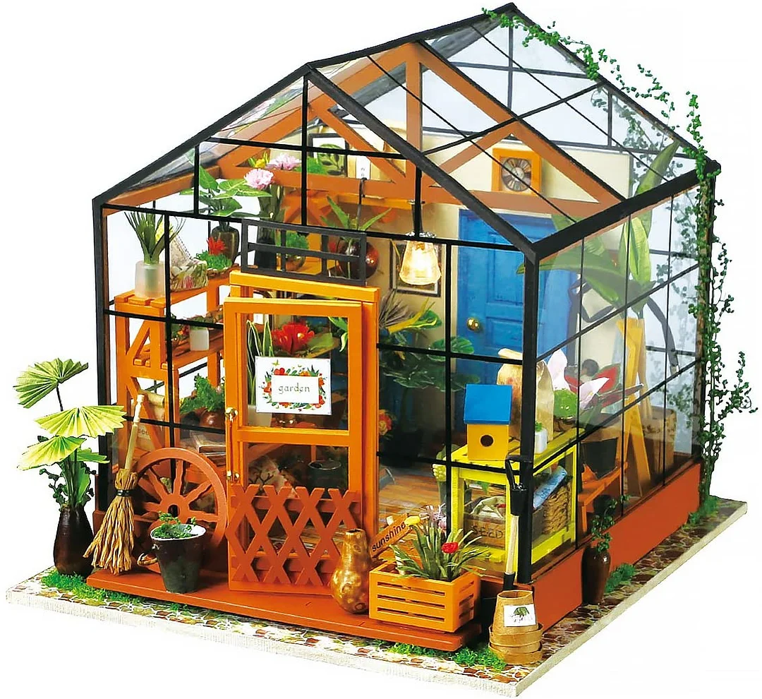 DIY Miniature Greenhouse