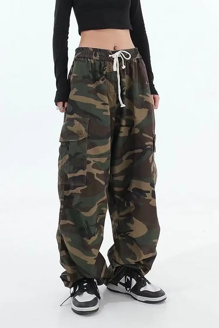 Vintage Camouflage Cargo Pants for Women with Cuffed Ankles and a Hip Hop