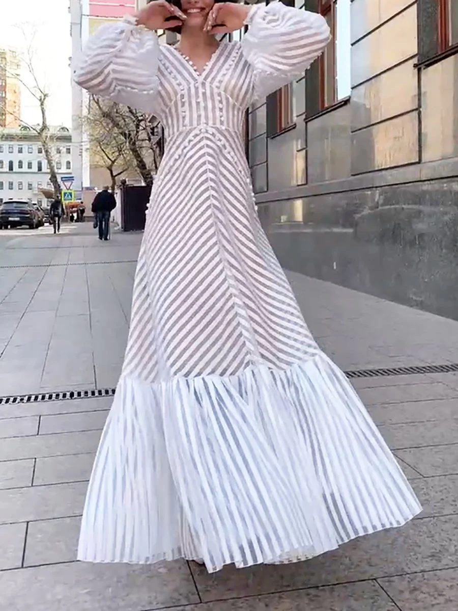 Elegant V-Neck Balloon Sleeve Striped Dress