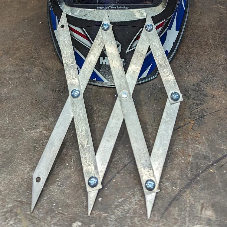 Picket Master Pro 3-Point Center Finder