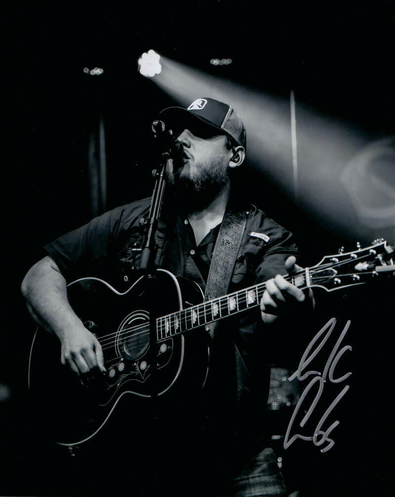 LUKE COMBS SIGNED AUTOGRAPH 8X10 Photo Poster painting - THIS ONE'S FOR YOU, COUNTRY MUSIC STUD