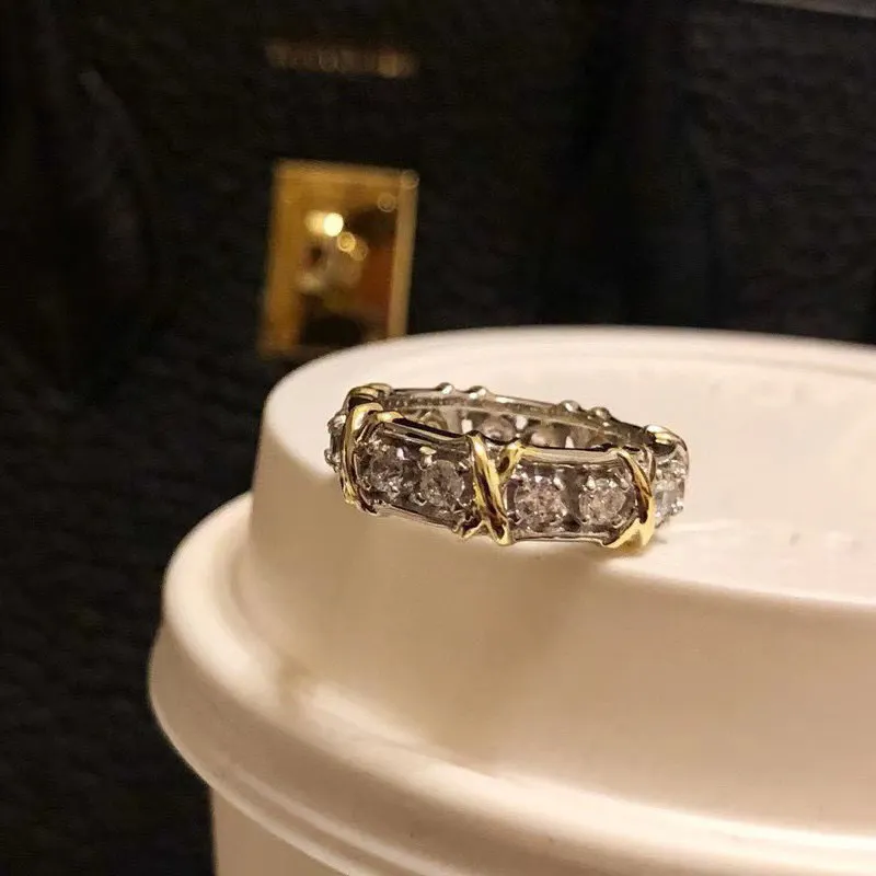 Schlumberger ring Crossed XO diamond ring