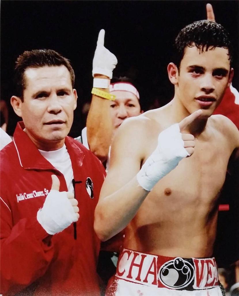 Julio Cesar Chavez Sr Photo Poster paintinggraph 8x10 Matte Photo Poster painting 11