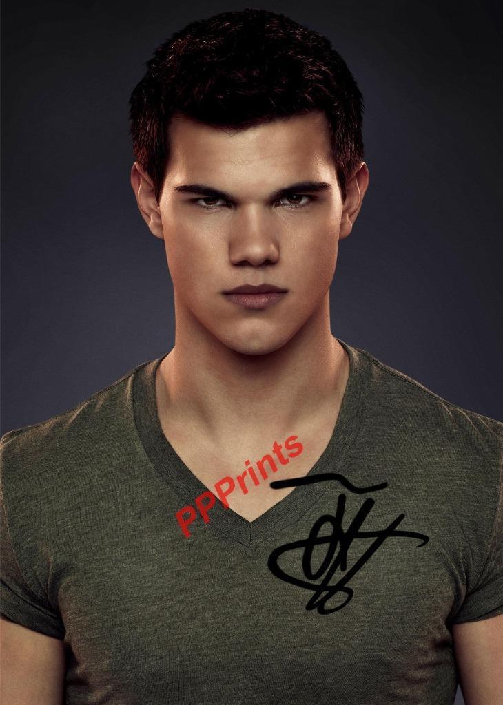 TAYLOR LAUTNER Twilight Breaking Dawn SIGNED AUTOGRAPHED 10X8 REPRO Photo Poster painting PRINT