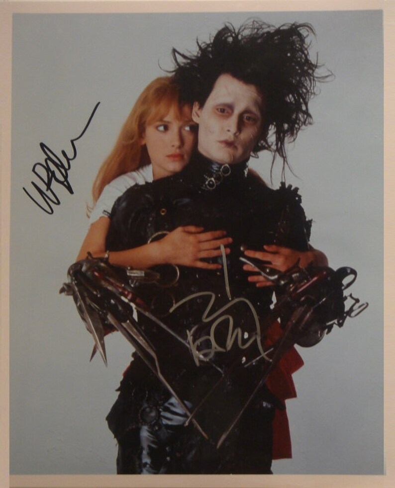 EDWARD SCISSORHANDS CAST Signed Autographed Photo Poster painting Johnny Depp & Winona Ryder wcoa