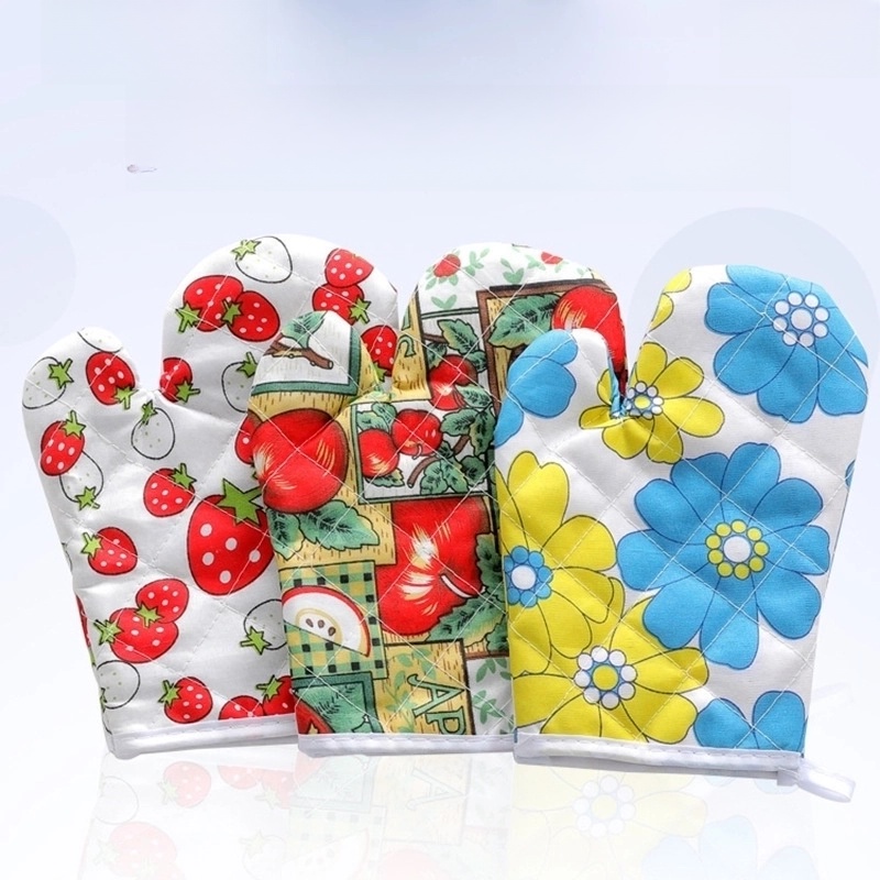 Modern Style Flower Cotton Heat Resistant Gloves