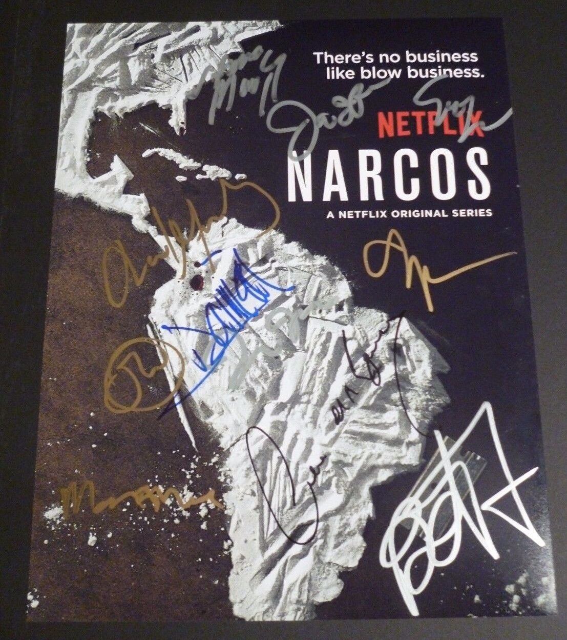 NARCOS Cast(x11) Authentic Hand-Signed Boyd Holbrook