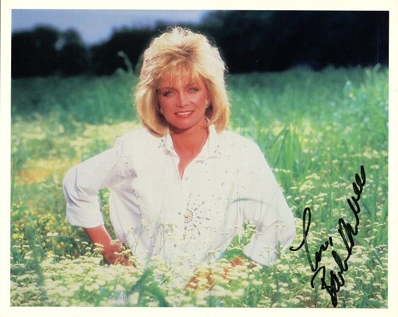 BARBARA MANDRELL Signed Photo Poster painting