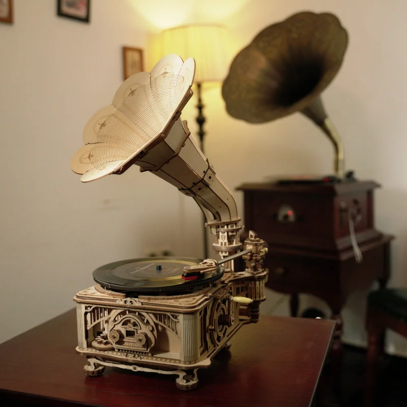 ROKR DIY Crank Classic Gramophone