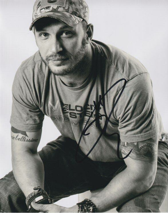 Tom Hardy signed 8x10 Photo Poster painting in-person