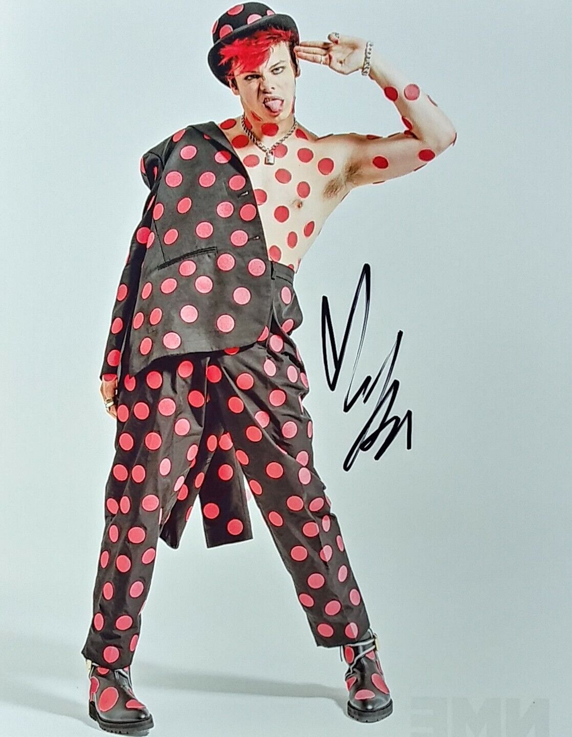 Yungblud signed 8 x 10