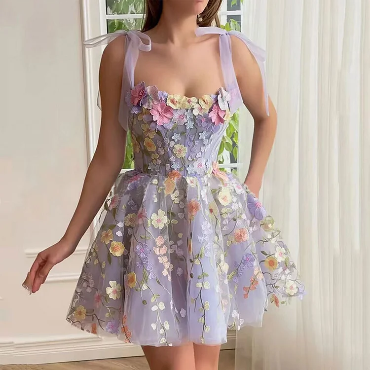 Fashion Three-dimensional Flower Embroidery Hip-huggin Dress