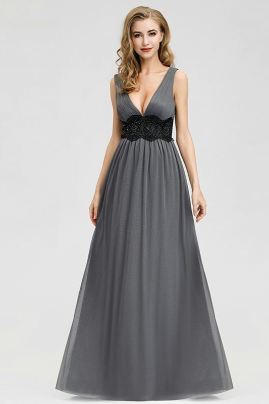 Gorgeous V-Neck Sleeveless Long Lace Evening Prom Dress Online - lulusllly