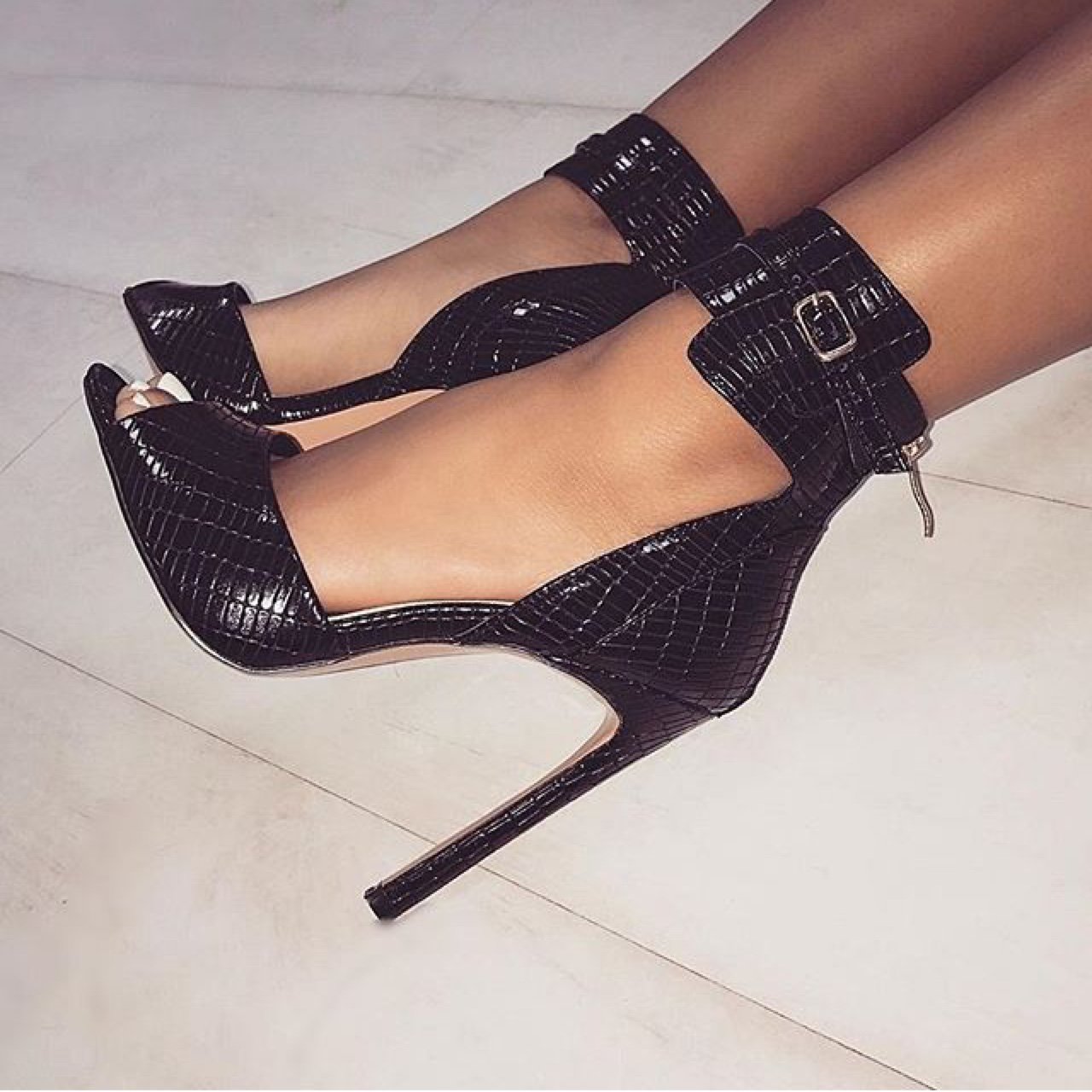 Black Croco Embossed Peep Toe Heels Buckles Ankle Strap Sandals