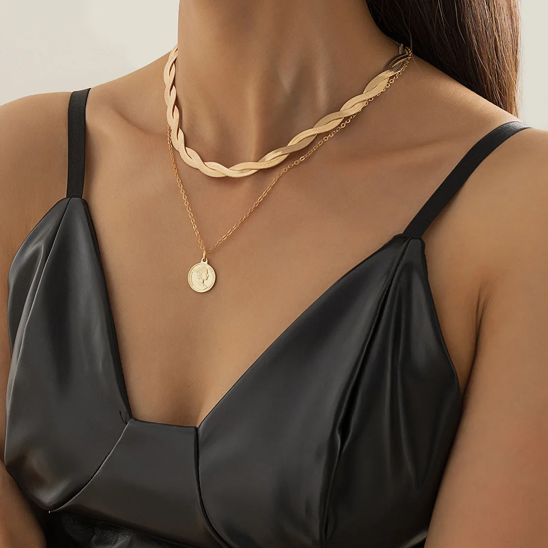 Women's Simple Wind Snake Bone Chain Necklace
