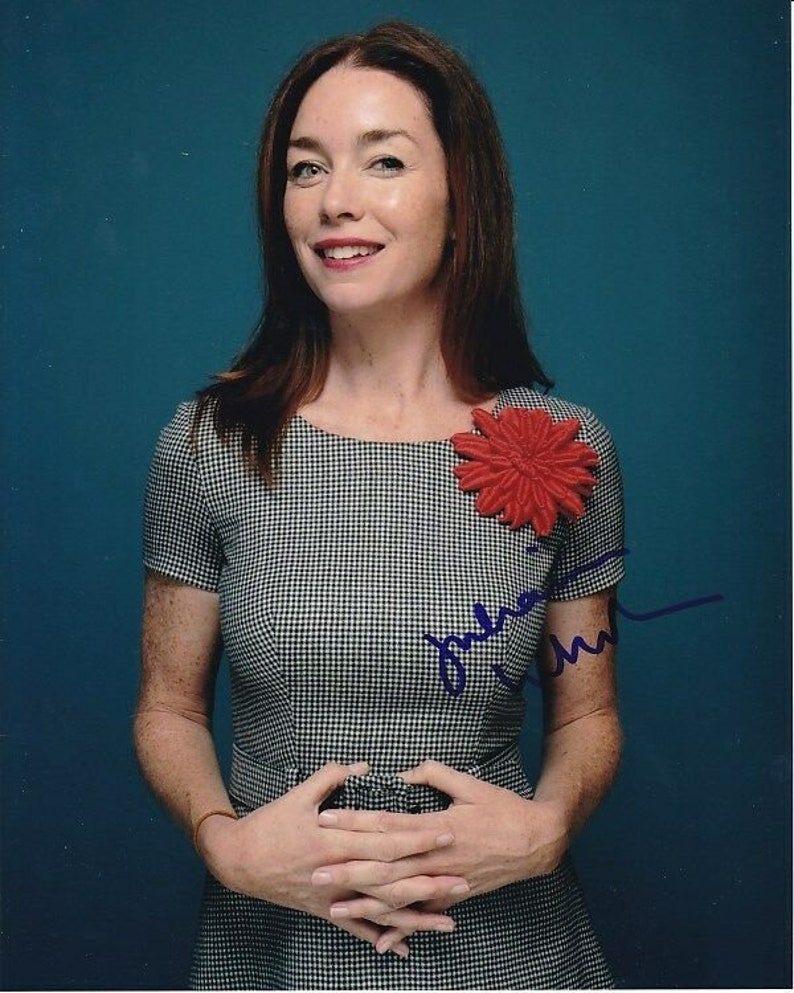 Julianne nicholson signed autographed Photo Poster painting