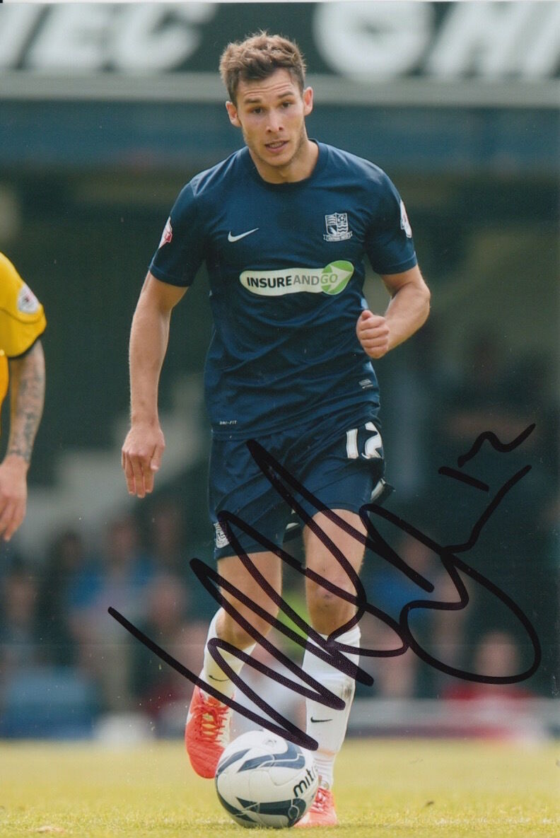 SOUTHEND UNITED HAND SIGNED WILL ATKINSON 6X4 Photo Poster painting 1.