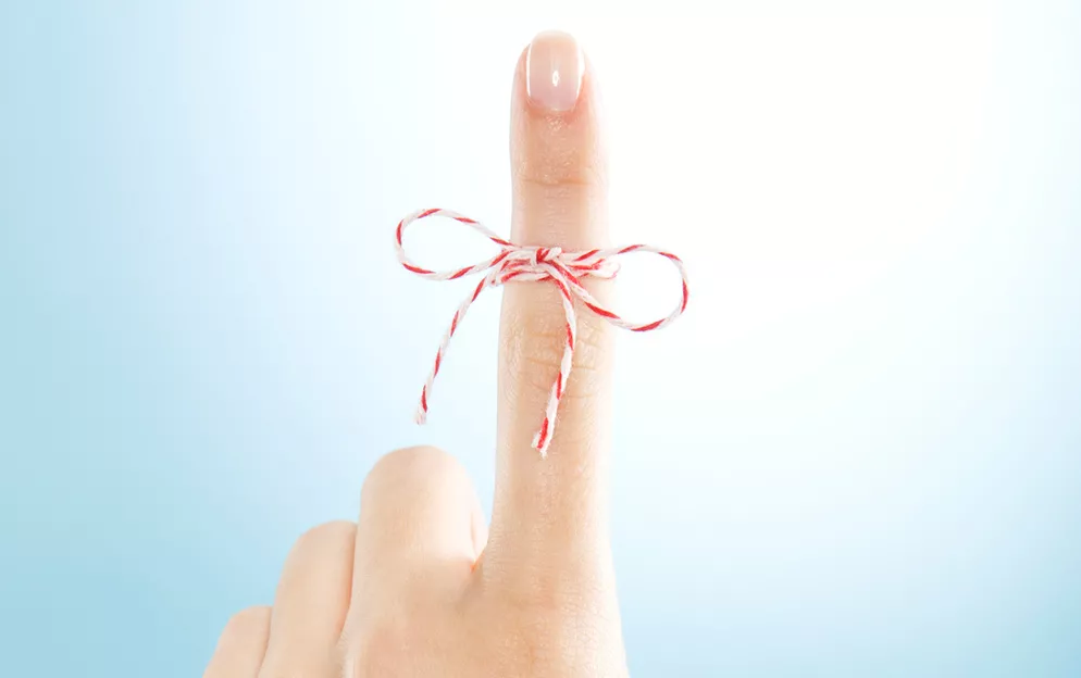 How to measure ring size at home - string method for men and women