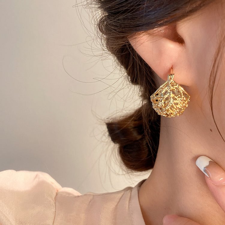 Jolieaprile Exquisite Gold Basket Earring