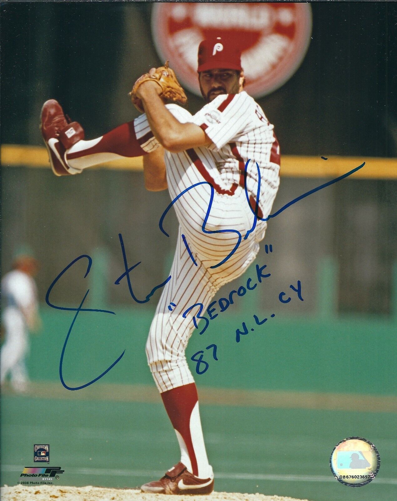 Signed 8x10 STEVE BEDROSIAN Philadelphia Phillies Autographed Photo Poster painting - COA