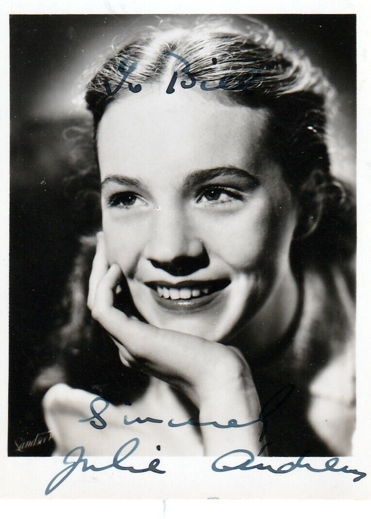 Julie ANDREWS Signed pic (‘Sound of Music’ Mary Poppins``Hitchcock Torn Curtain)