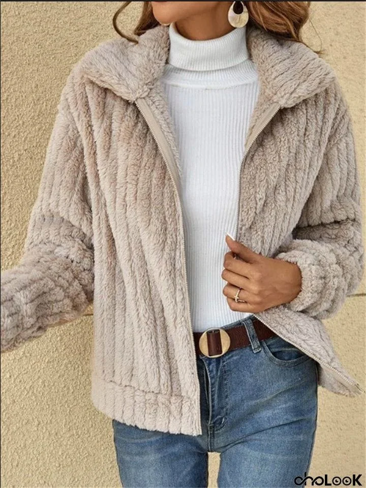 Winter Fashion Cozy Lapel Short Fluffy Coats For Women