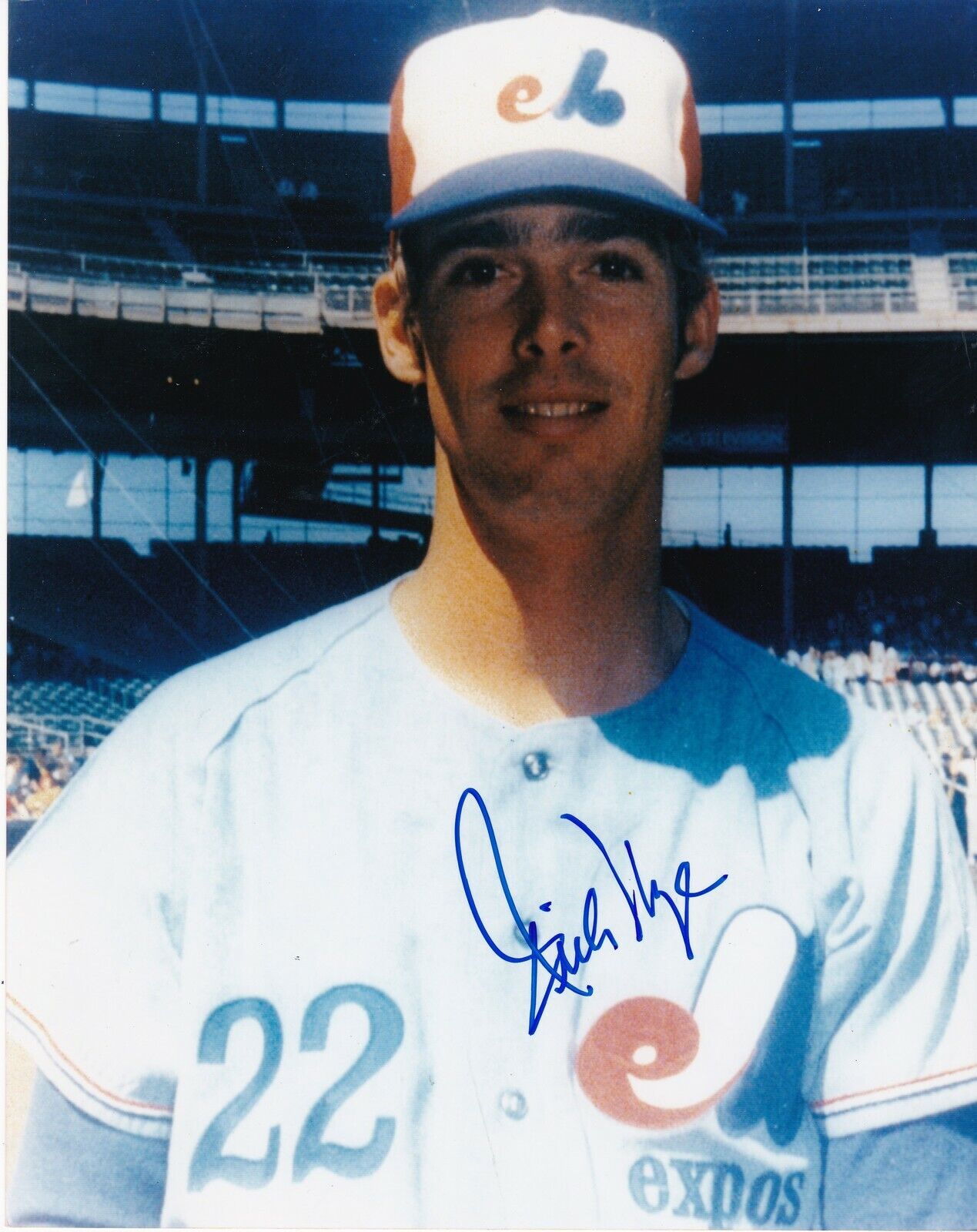 RICH NYE MONTREAL EXPOS ACTION SIGNED 8x10