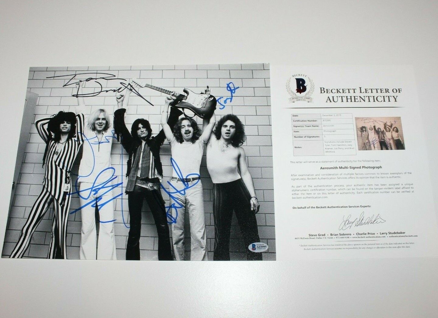 AEROSMITH BAND SIGNED 11x14 Photo Poster painting BECKETT COA STEVEN TYLER JOE PERRY x5 GROUP