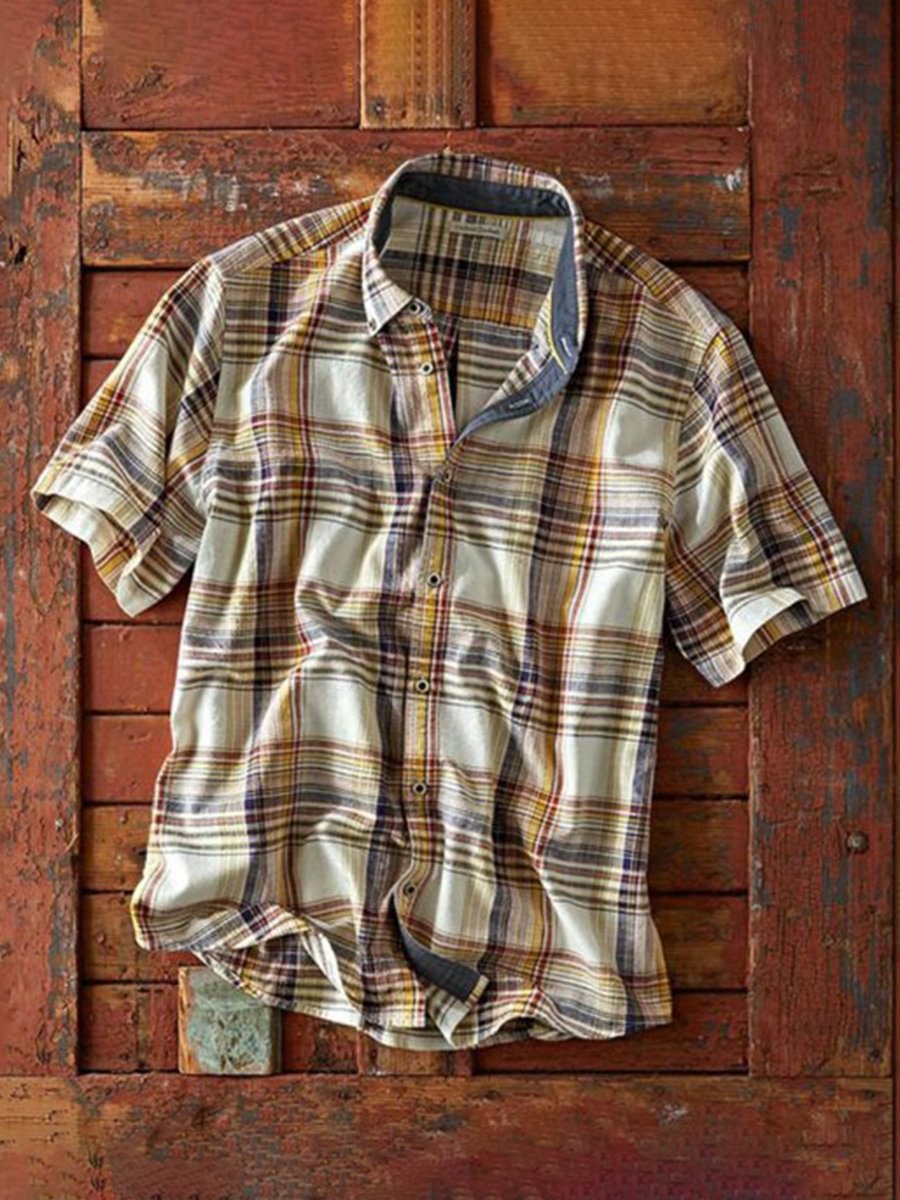 Men's Apricot Lapel Plaid Short-Sleeved Cotton and Linen Shirt