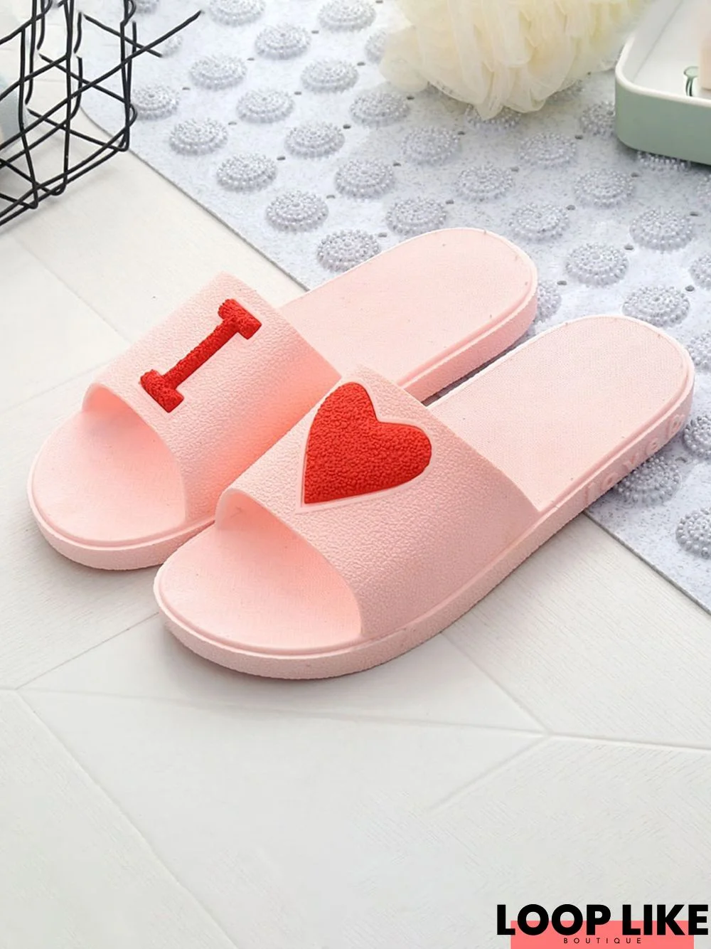 Heart Pattern Casual Bathroom Slippers