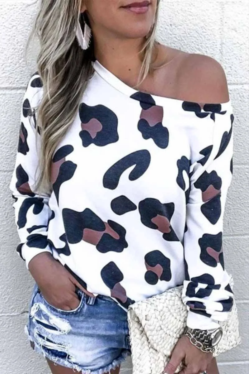 Off-Shoulder Leopard O-Neck Top