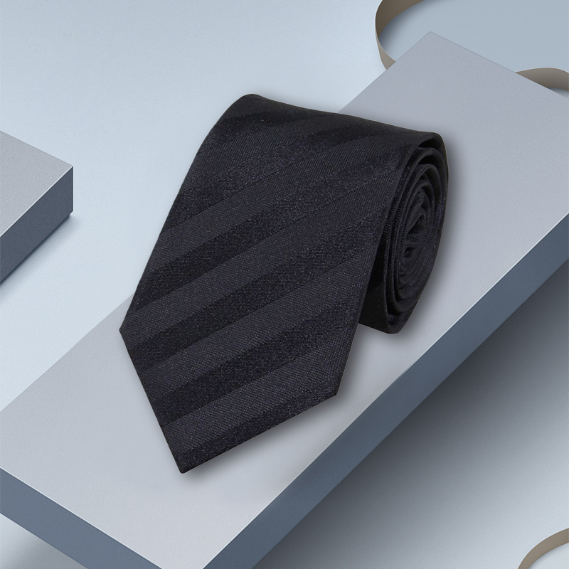 Cravate en soie rayée pour hommes de 8 cm- SOIE PLUS