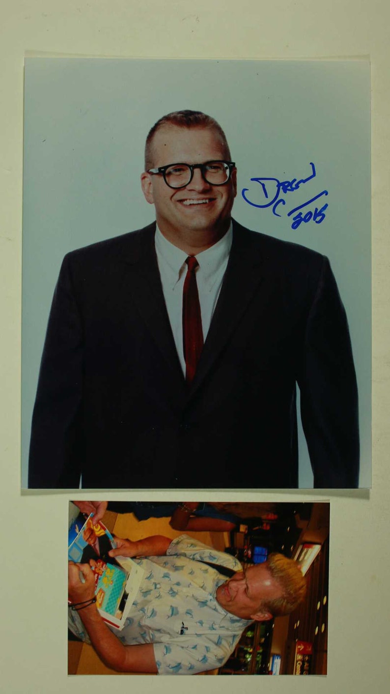 Drew Carey Signed Autographed Glossy 8x10 Photo Poster painting - COA Matching Holograms