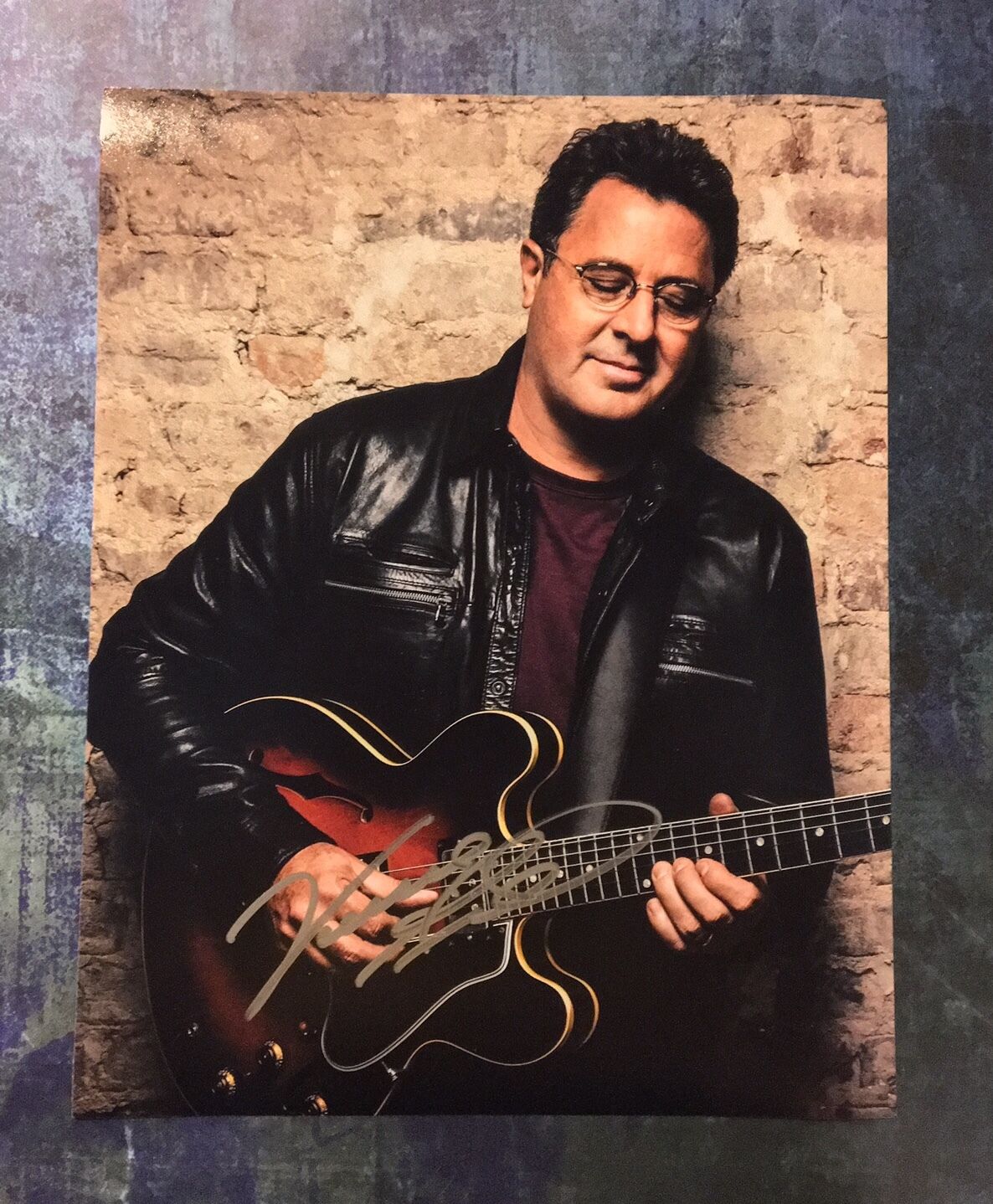 GFA Country Blues Legend * VINCE GILL * Signed 11x14 Photo Poster painting PROOF AD1 COA