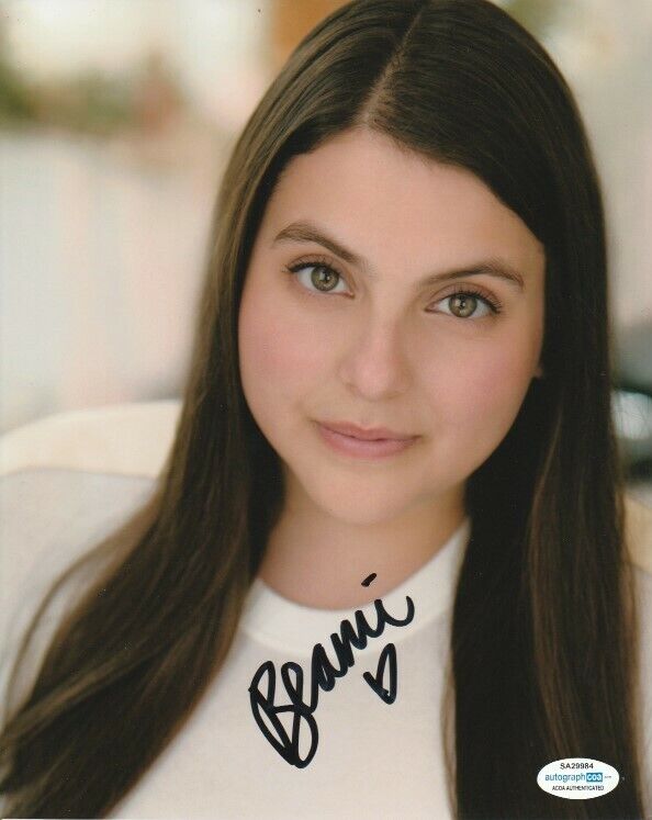 ACTRESS BEANIE FELDSTEIN SIGNED 8x10 Photo Poster painting! LADY BIRD / THE HUMANS ACOA COA