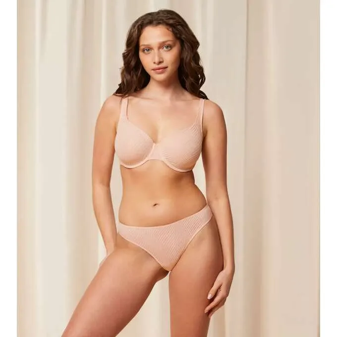 Harmony Spotlight Tai01