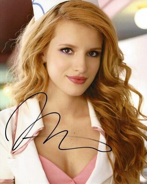 Bella Thorne Signed Shake it Up Actress - Singer 8x10 inch Photo Poster painting