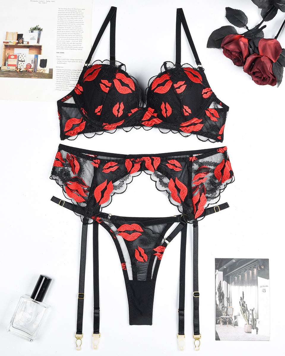 Lovingerie - Embroidery Print Set with Garter Belts