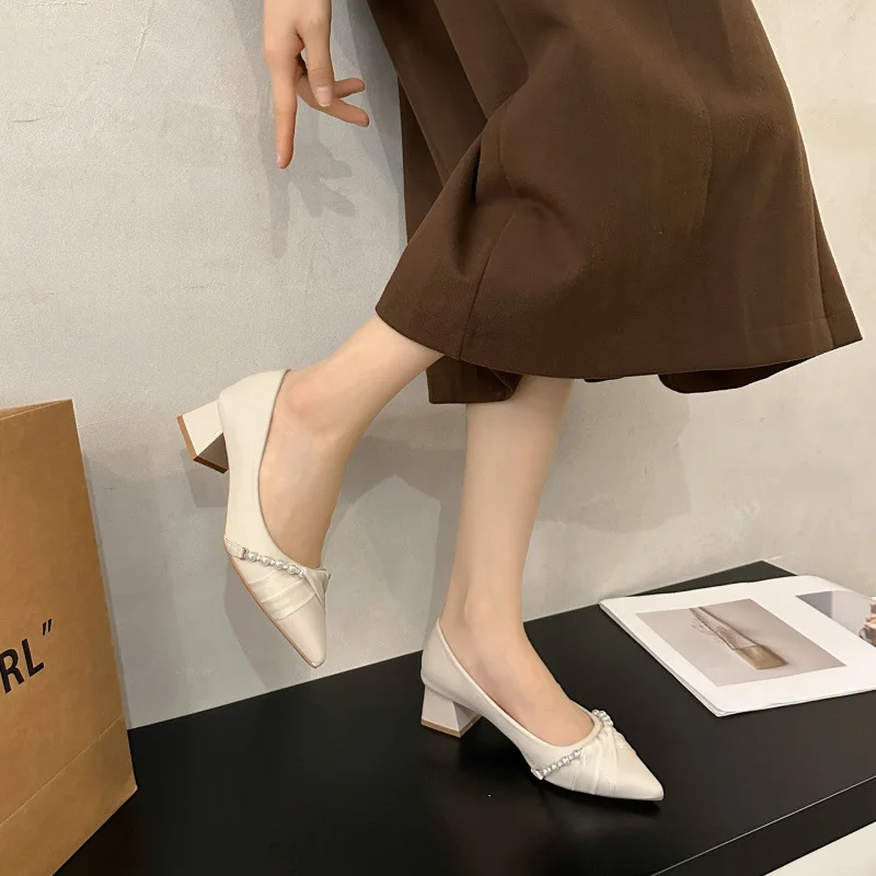 Breakj Breakj Light Mouth Apricot High Heels Women 2025 New Spring And Autumn Korean Version Of The Commuting Pointy Thick Heel Single Shoes