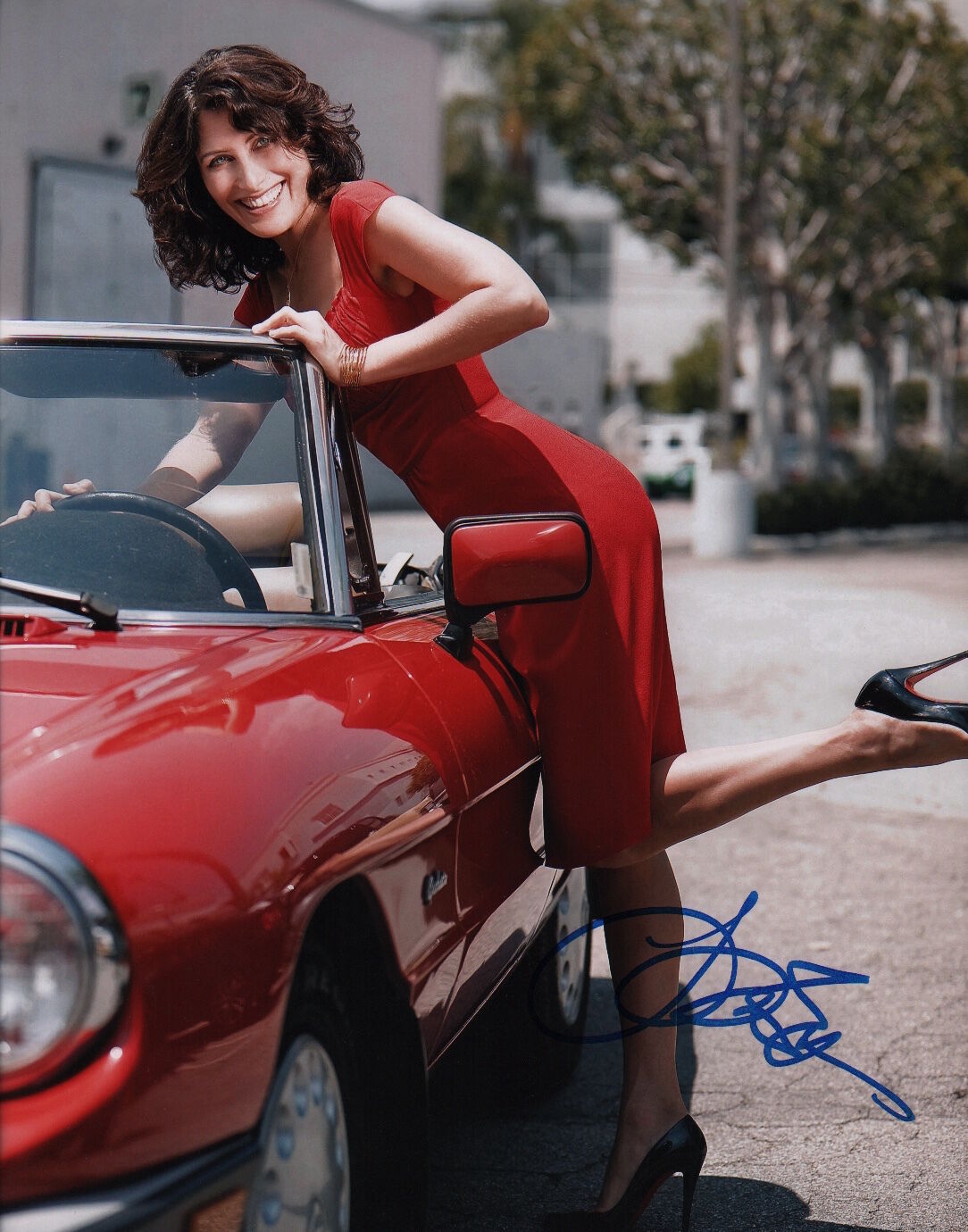 Lisa Edelstein signed 11x14 Photo Poster painting