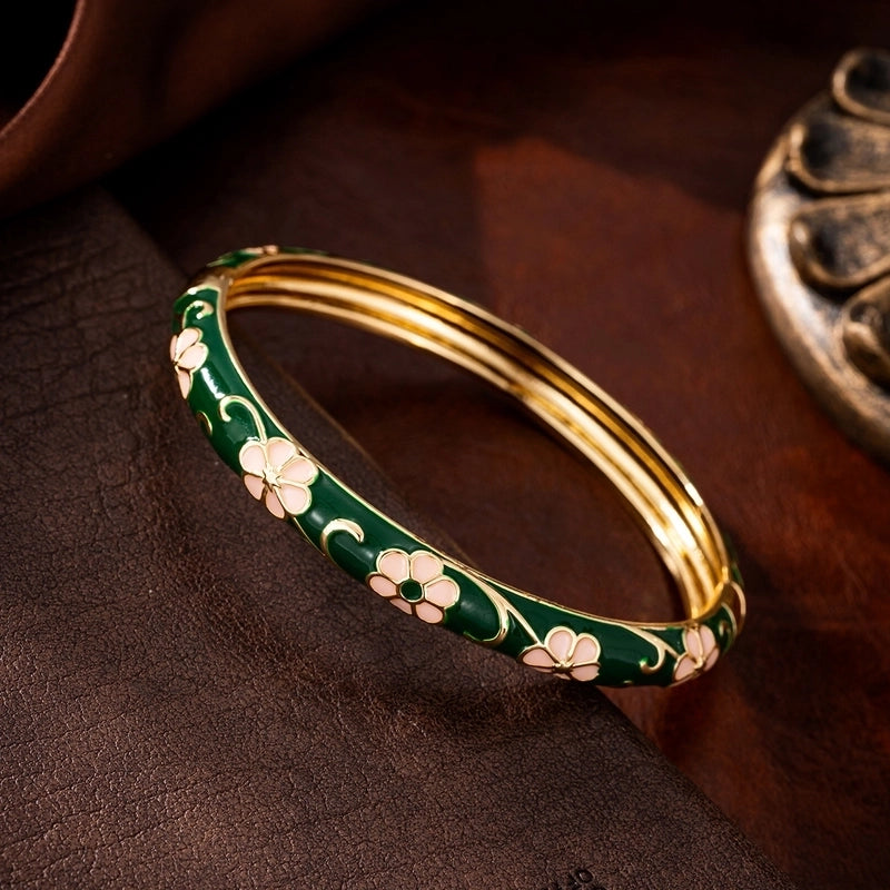 Retro Flower Copper Bangle