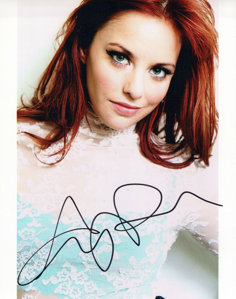 Amy Paffrath glamour shot autographed Photo Poster painting signed 8x10 #12