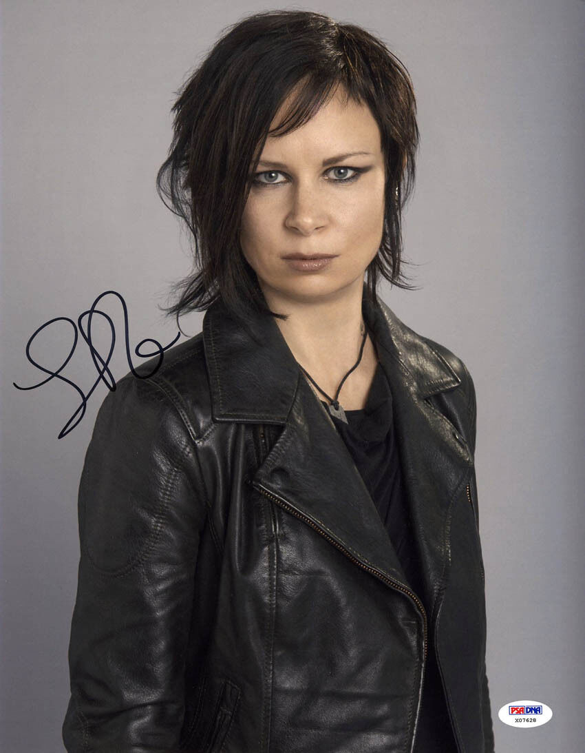 Mary Lynn Rajskub SIGNED 11x14 Photo Poster painting Chloe O'Brien 24 PSA/DNA AUTOGRAPHED