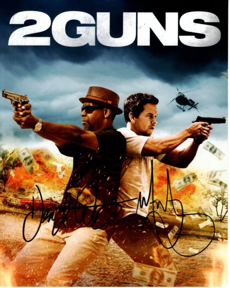 Mark Wahlberg and Denzel Washington signed autographed 8x10 2 Guns Photo Poster painting