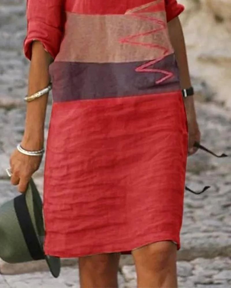 Printed V-neck 5 / 4 Sleeve Mid Length Dress