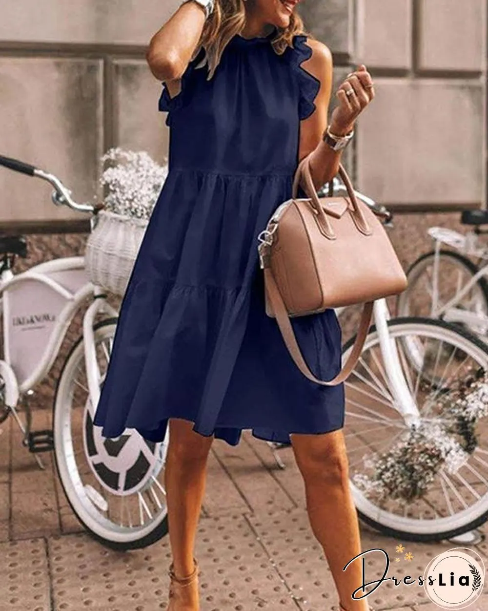 Round Neck Sleeveless Fitted Vacation Dress