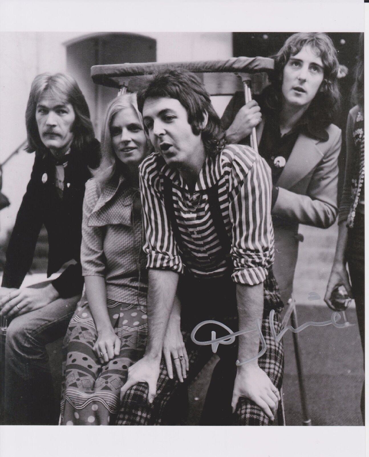 Denny Laine of Paul Mccartney & Wings #19 Original Autographed 8X10 Photo Poster painting