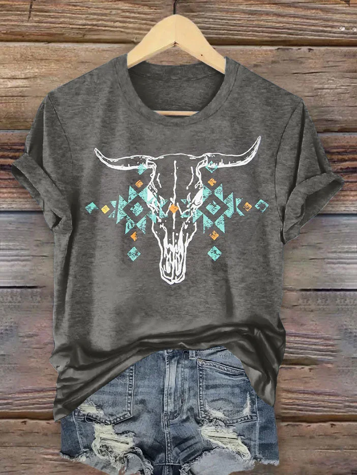 Vintage Aztec and Bull Skull Print T-shirt