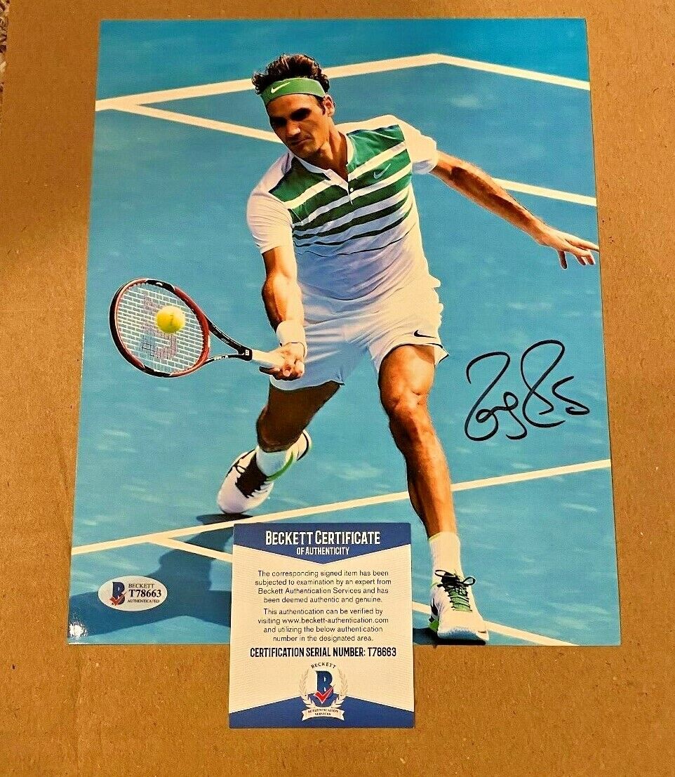 ROGER FEDERER SIGNED 8X10 TENNIS Photo Poster painting BECKETT CERTIFIED #16