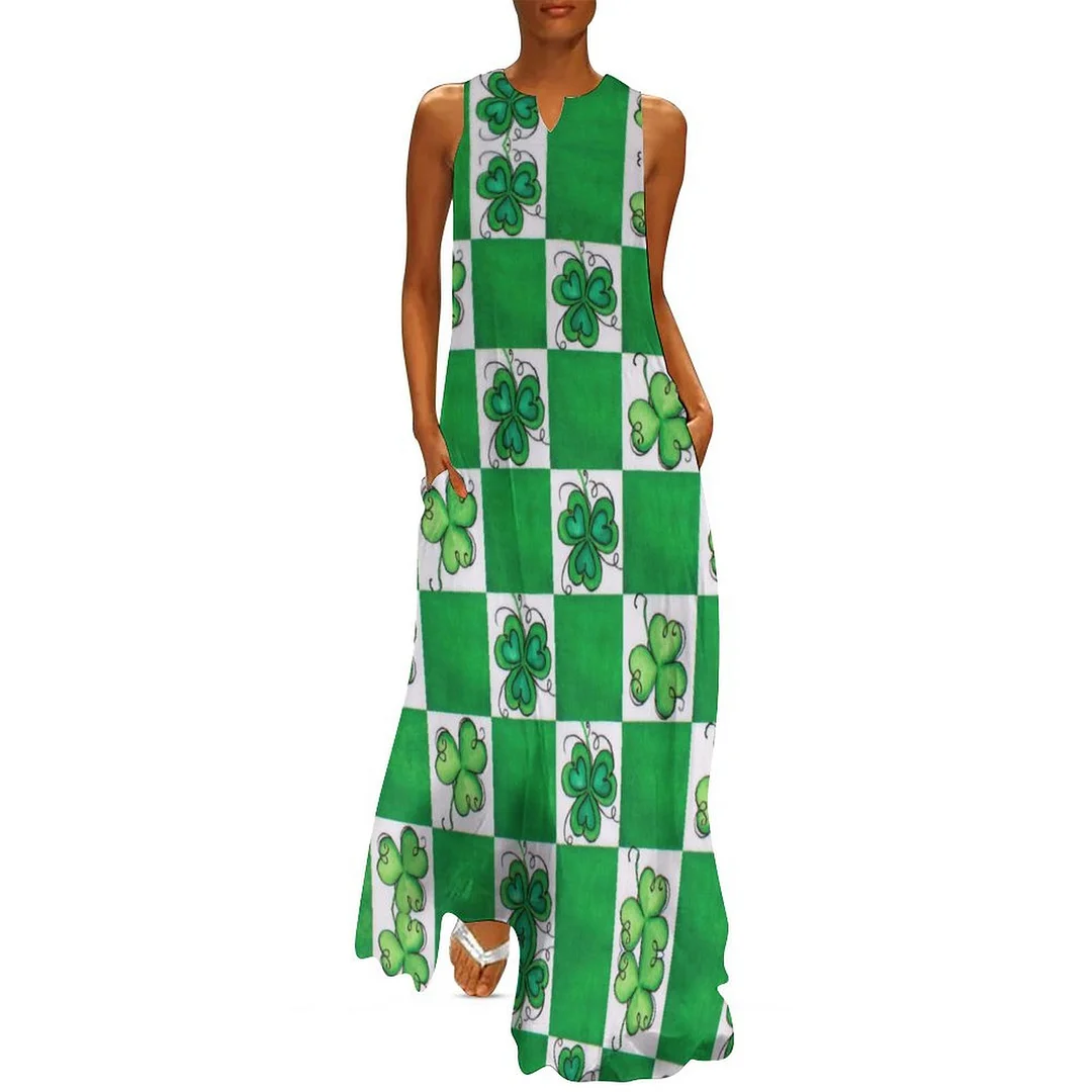 Style & Comfort for Mature Women Plus Size Printed Sleeveless Casual Women Maxi Dress with Pockets in Pattern St. Patrick's Day, Green, Clover, Lucky